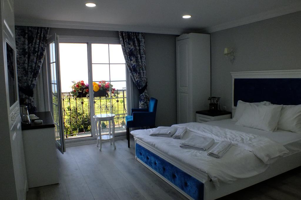 King Butique Hotel Yomra ภายนอก รูปภาพ