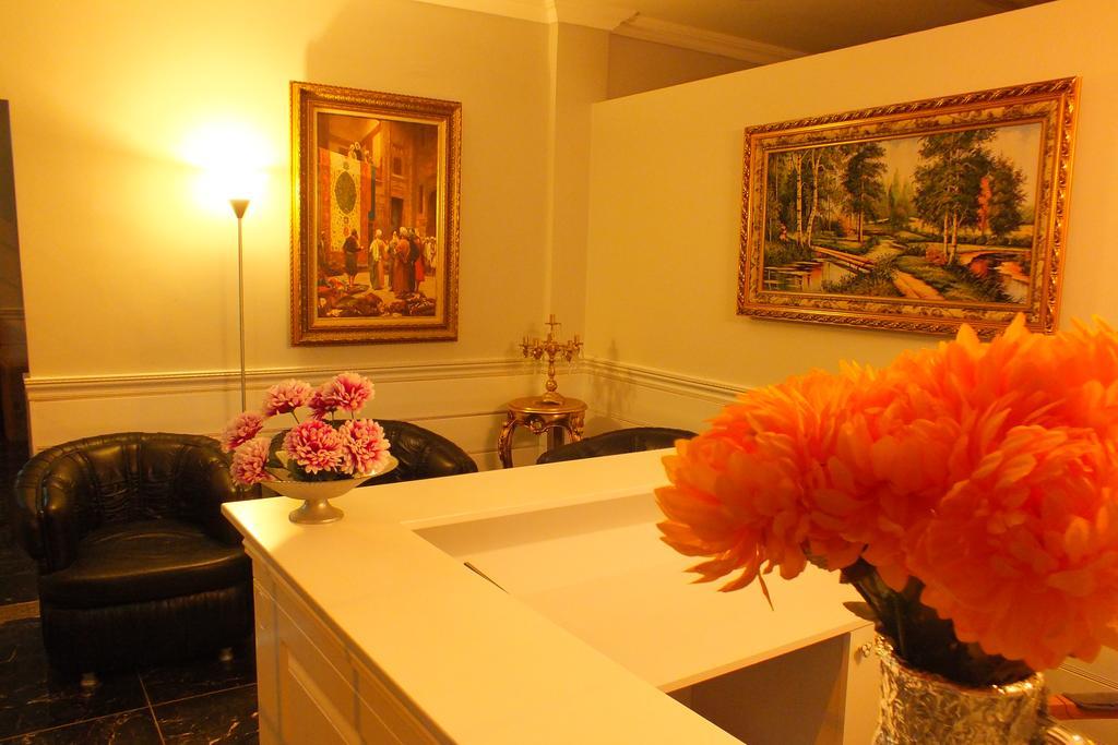 King Butique Hotel Yomra ภายนอก รูปภาพ